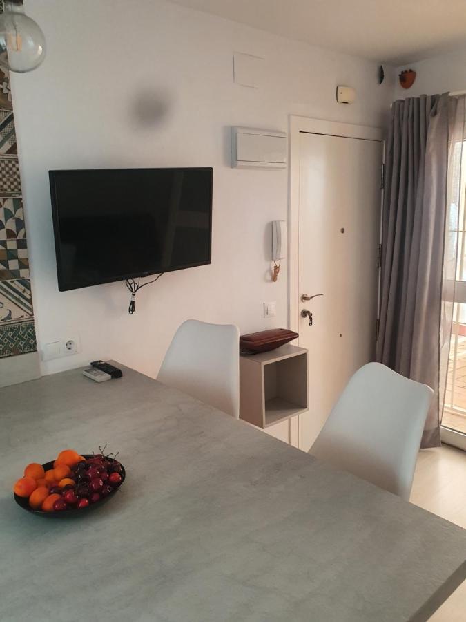 Beautiful Apartment With Terrace San Basilio Seville Ngoại thất bức ảnh