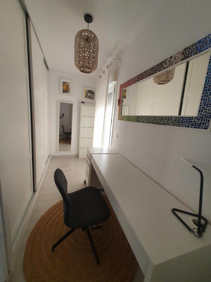Beautiful Apartment With Terrace San Basilio Seville Ngoại thất bức ảnh
