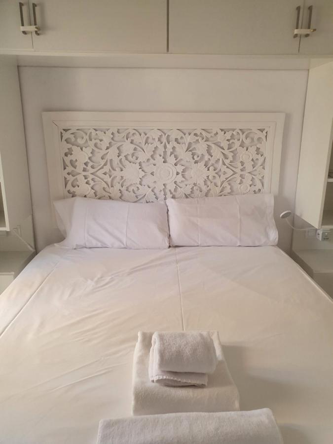 Beautiful Apartment With Terrace San Basilio Seville Ngoại thất bức ảnh